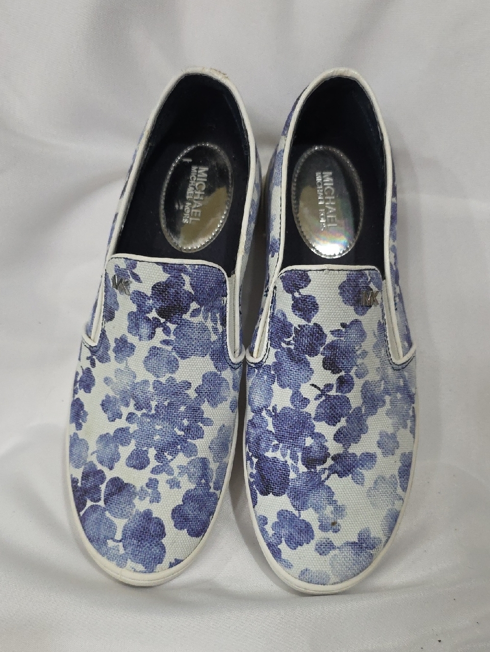 MICHAEL Michael Kors White Canvas Slip-On Sneakers with Blue Floral Print